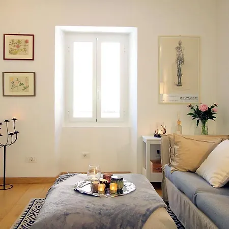 Romantic Gemstone In Apartment Pigna